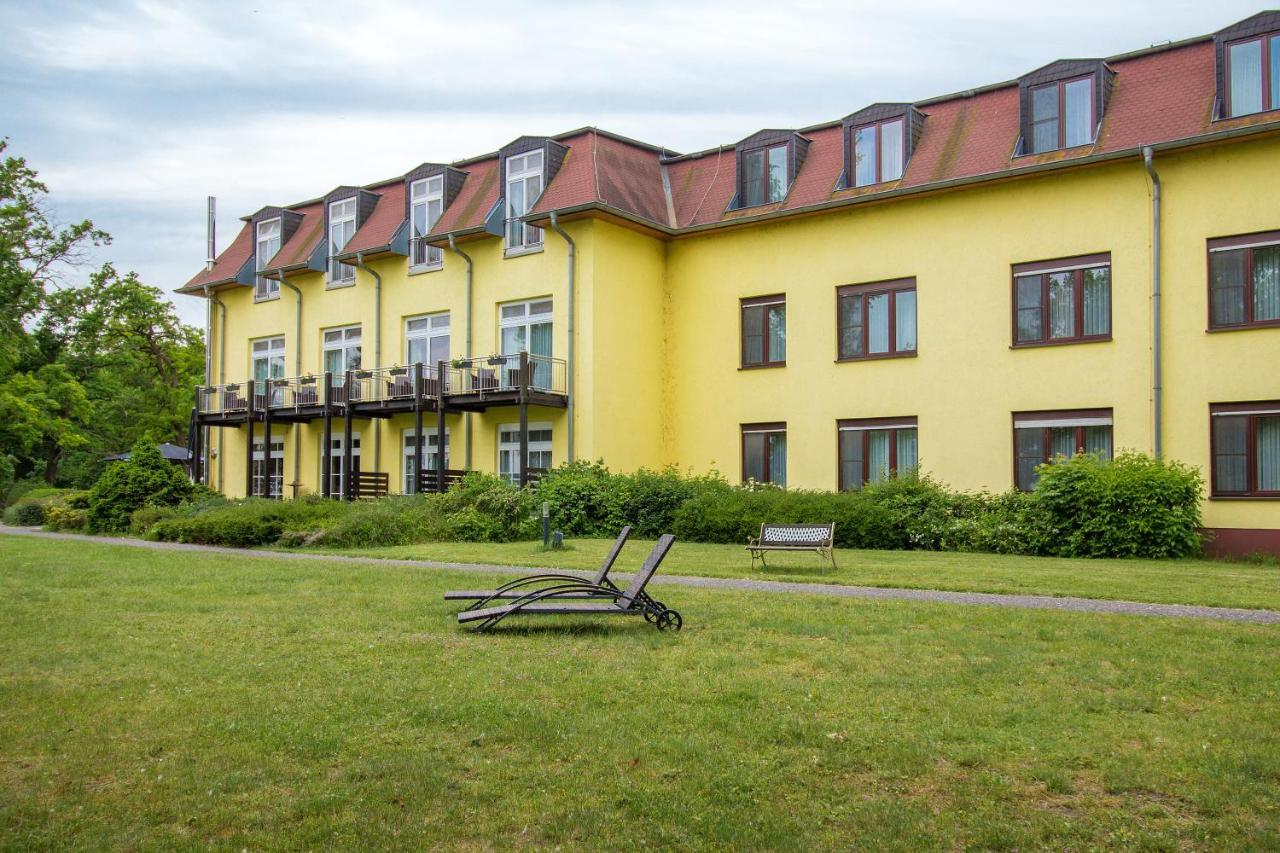 Seehotel Brandenburg An Der Havel Brielow Bagian luar foto
