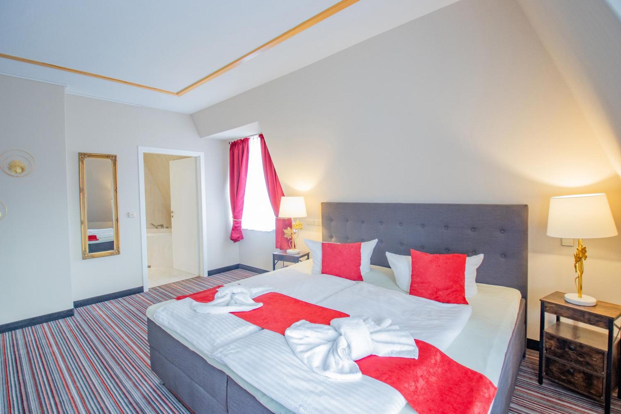 Seehotel Brandenburg An Der Havel Brielow Bagian luar foto