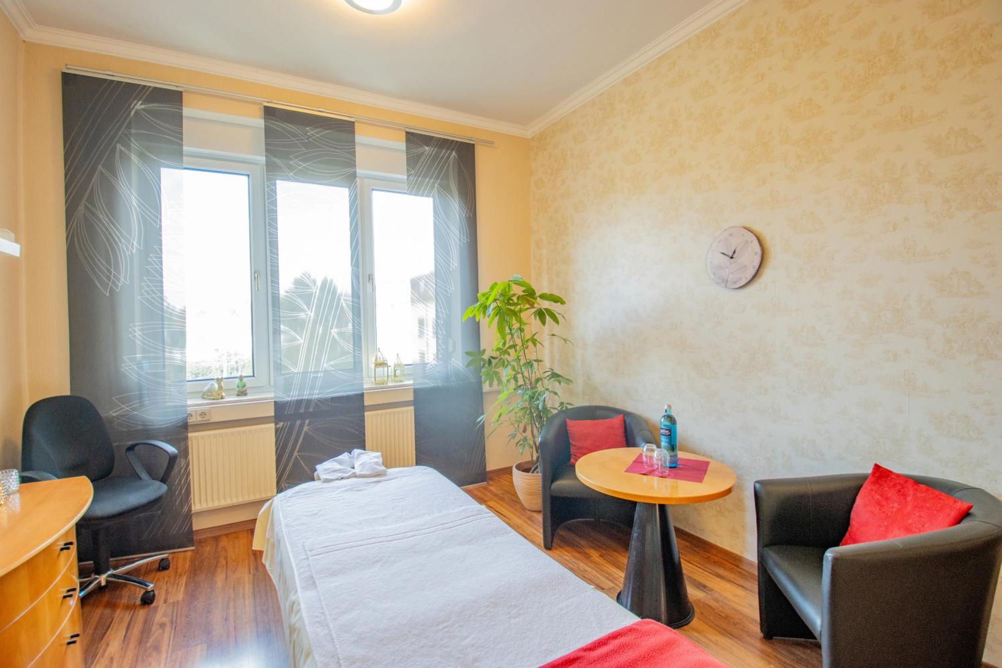 Seehotel Brandenburg An Der Havel Brielow Bagian luar foto