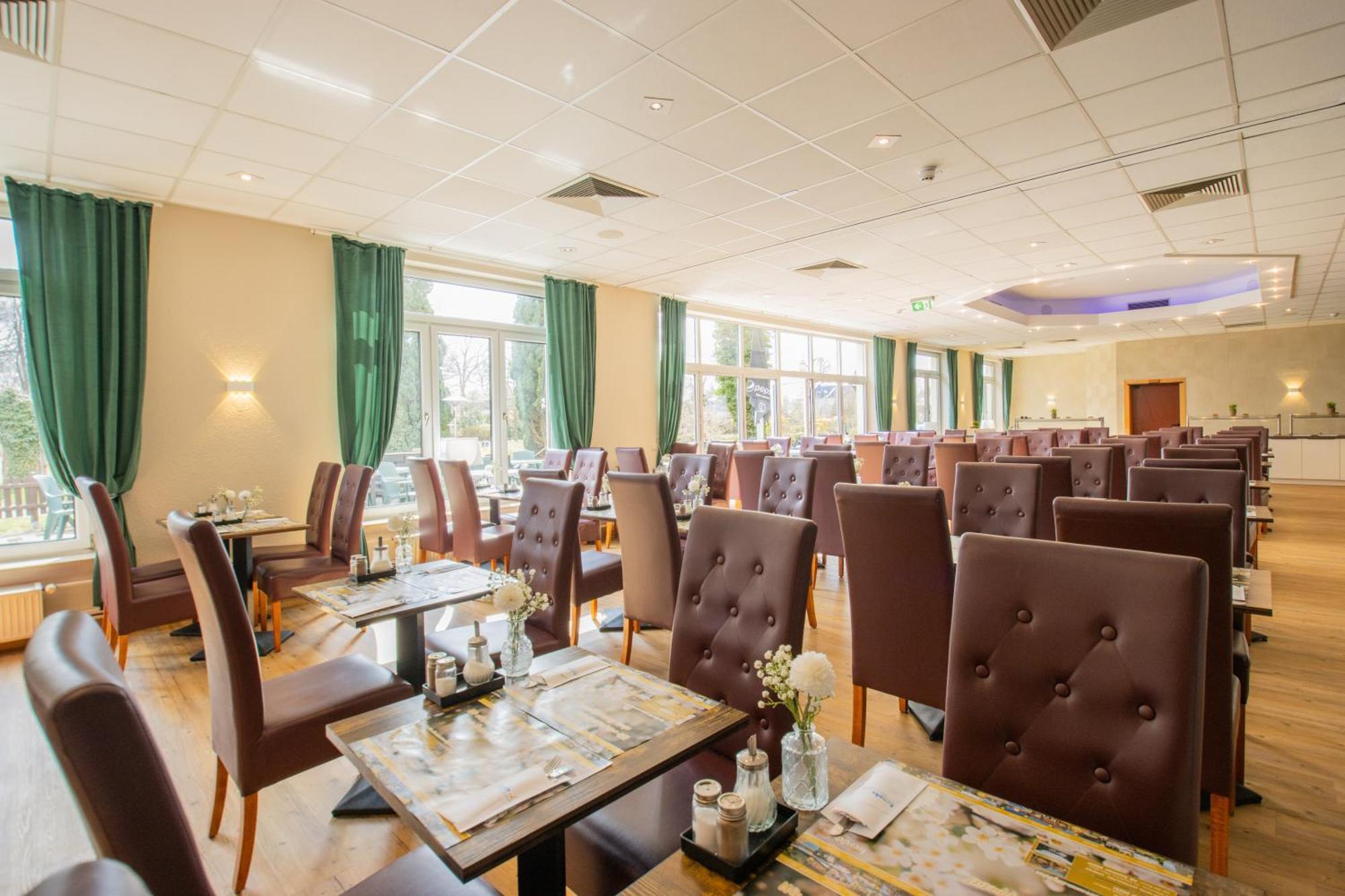 Seehotel Brandenburg An Der Havel Brielow Bagian luar foto